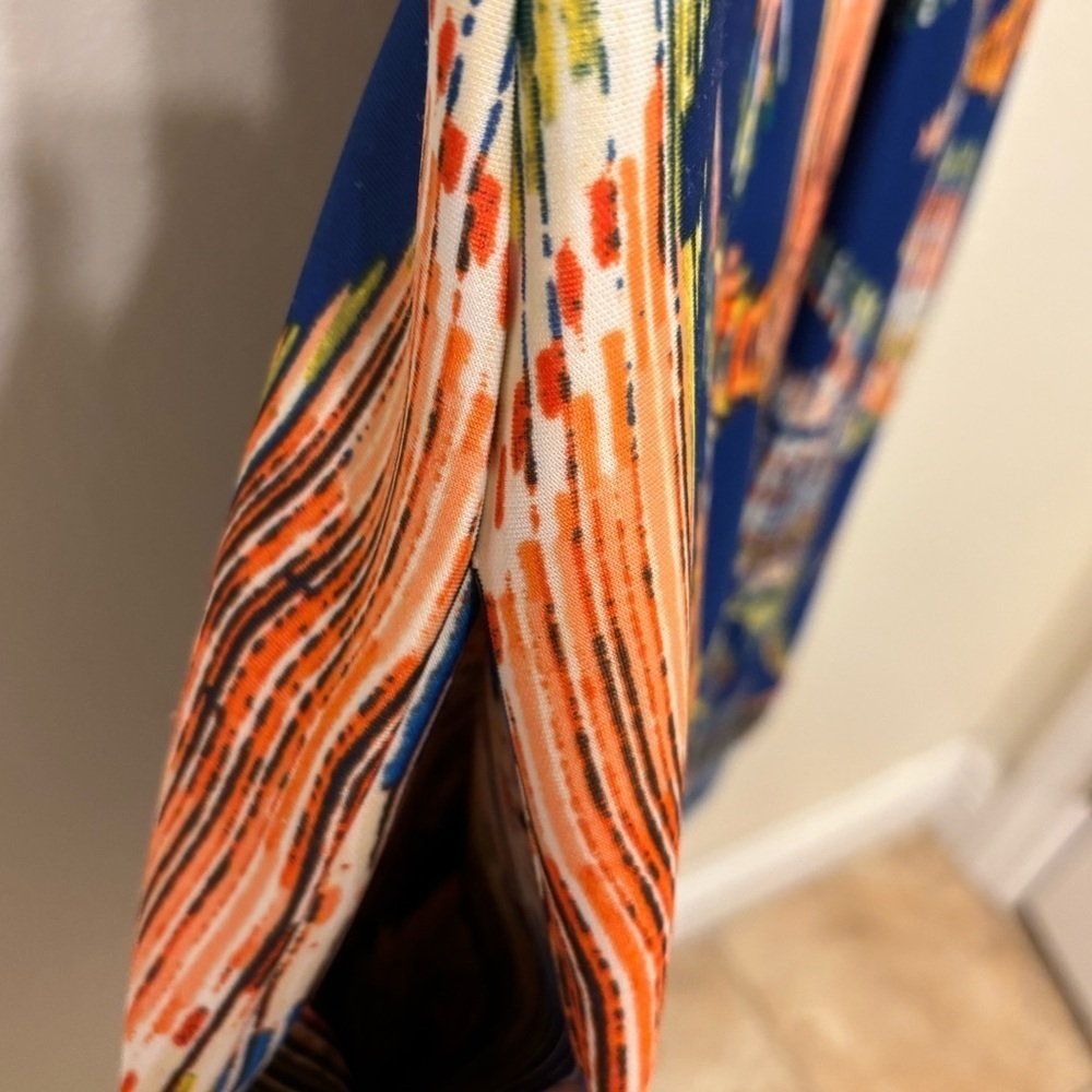 Gabby Skye Multicolor Abstract Dress - Picture 3 of 5